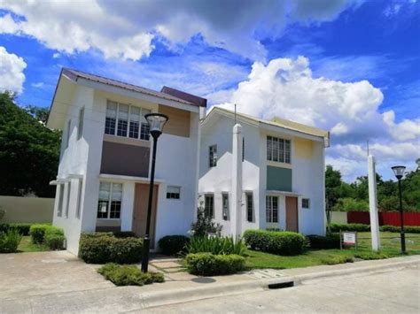 House and Lot For Sale in Rizal .
